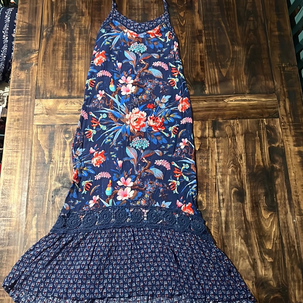 Size XS boho lace bottom ruffle dress